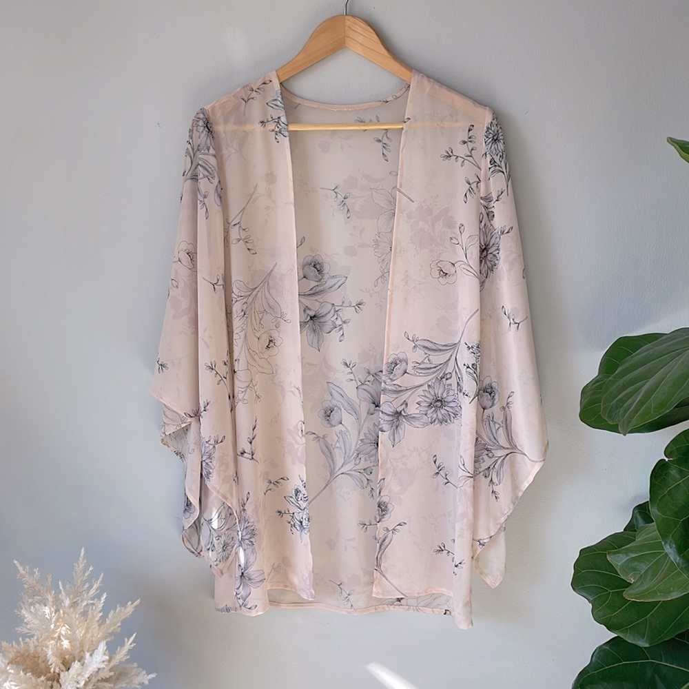 Gorgeous Blush Flower Print Tunic